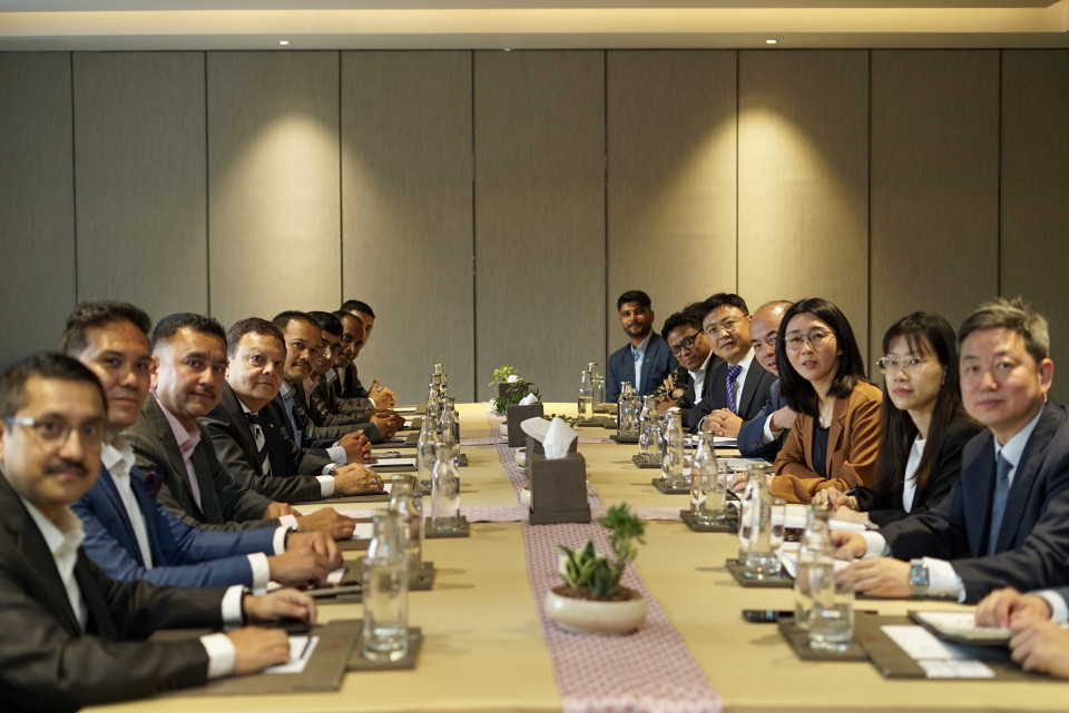 हिमालयन बैंक र यूनियन पेबीचको सहकार्यमा आर एम वि कार्ड सेवा शुभारम्भ