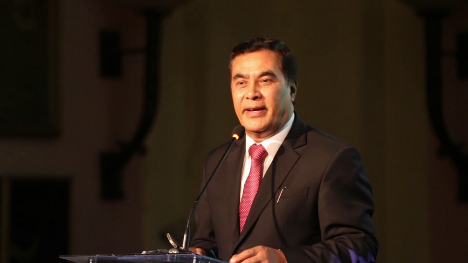 रत्नराज बज्राचार्यको फेरि सीईओ बन्ने चाहनाले गभर्नर दवाबमा, उमेर हदसम्बन्धी व्यवस्था हटाउने चलखेल