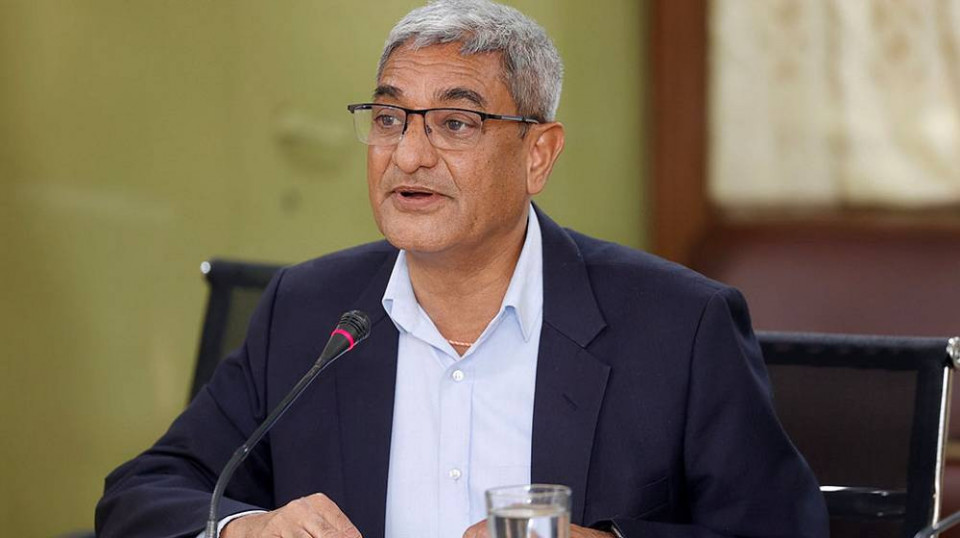 अन्ततः गृहमन्त्रीले दिए राजीनामा, प्रधानमन्त्रीको के होला ?