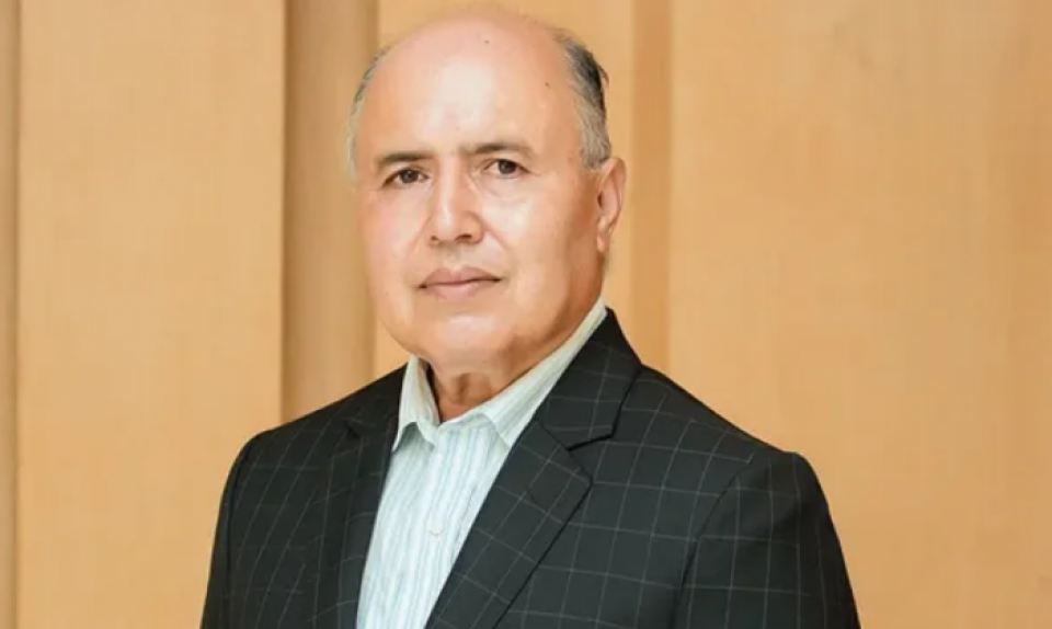 डा. रामेश्वर खनाल अर्थमन्त्री बन्दै, प्यारालाइज्ड अर्थतन्त्रले पाउने भो अनुभवी डाक्टर