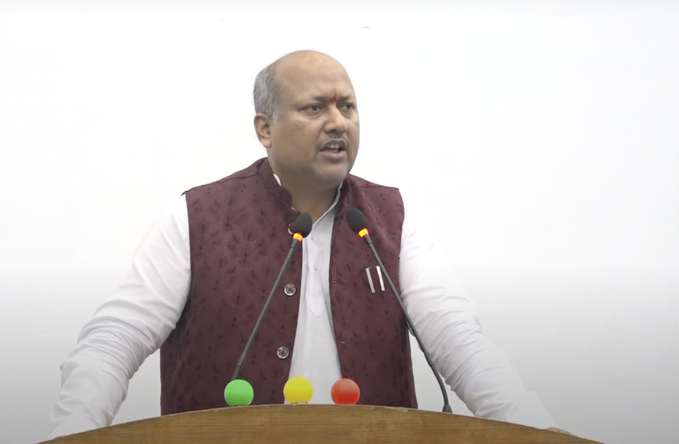 मधेस प्रदेशका मुख्यमन्त्री सतिशकुमार सिंहले पदबाट राजीनामा दिए