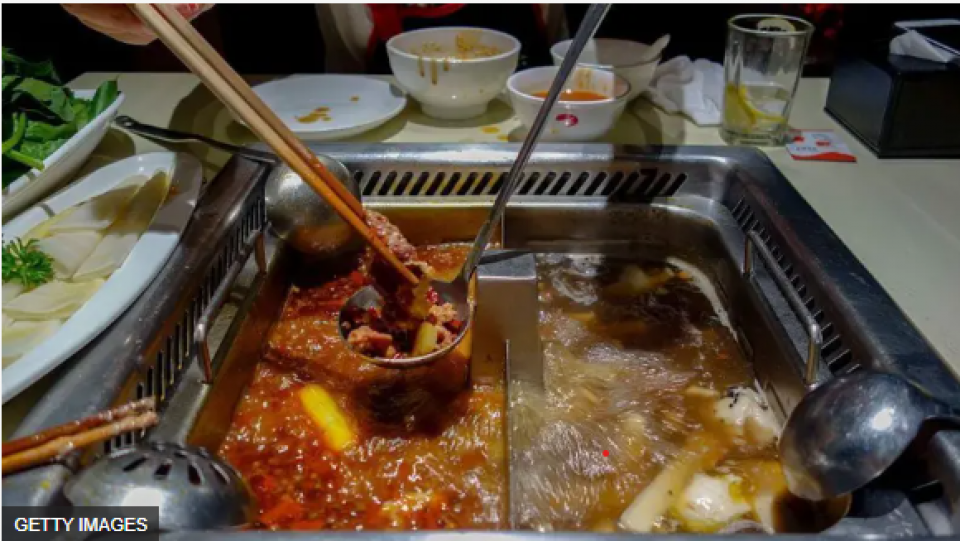 चीनमा किशोरको हर्कत: तातो सूपको भाडामा पिसाब, ४ करोड ३२ लाख क्षतिपूर्ति