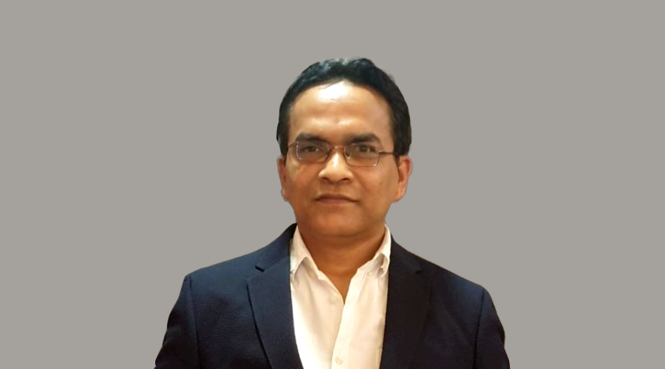 अर्थमन्त्रीलाई गभर्नरको ब्रिफिङः आन्दोलनबाट बैंकिङमा पुगेको क्षति यसरी सुनाए