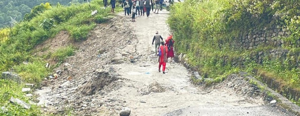 विपी राजमार्ग अवरुद्ध, वैकल्पिक बाटो सञ्चालनमा