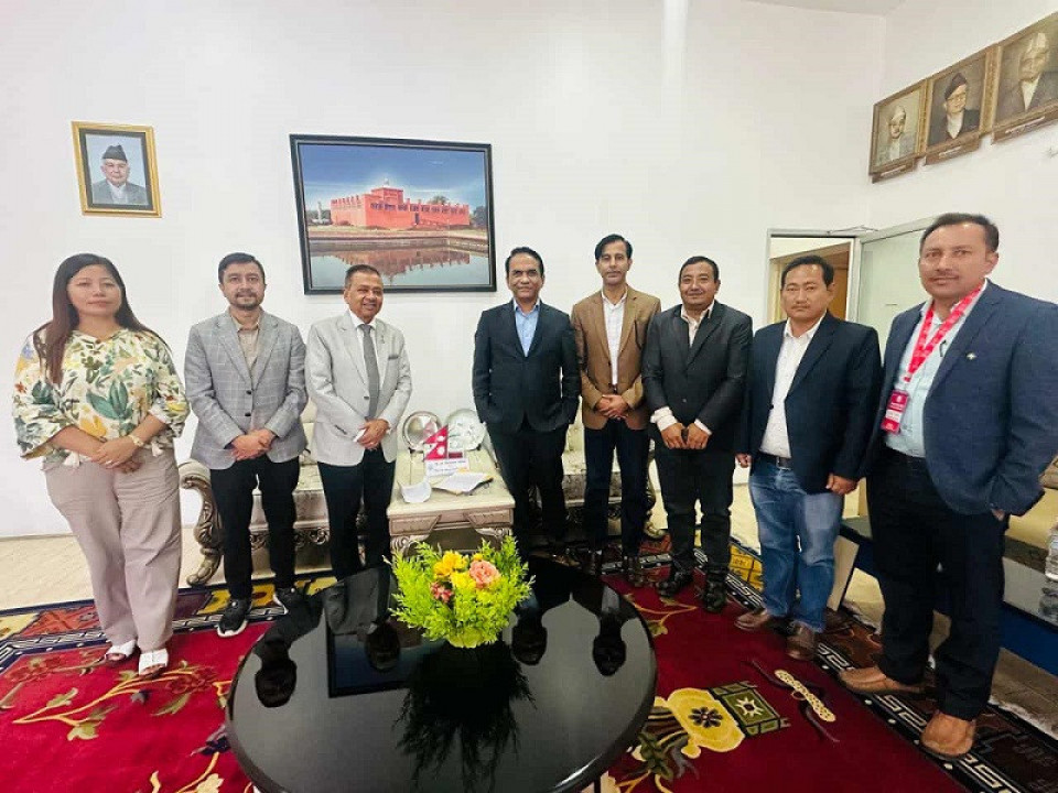 सेयरबजार सुधारका लागि गभर्नरलाई लगानीकर्ताको ६ बुँदे सुझाव, बैंकलाई कारोबारमा सहजतादेखि एनआरएन भित्राउनेसम्म