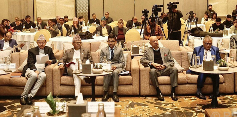 पेट्रोलमा १० प्रतिशत इथानोल मिसाउने नीति कार्यान्वयनको तयारीमा