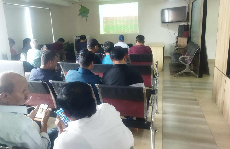 ग्राउण्ड जिरोका लगानीकर्तामा एचडीएल र साहस उर्जाको चर्चा, भन्छन् ‘दशैं अघि बजार फर्कन्छ’