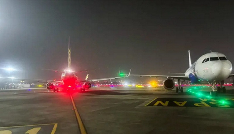 मुम्बई विमानस्थलमा एयर इन्डिया र इन्डिगो विमानको पखेटा आपसमा ठोक्कियो