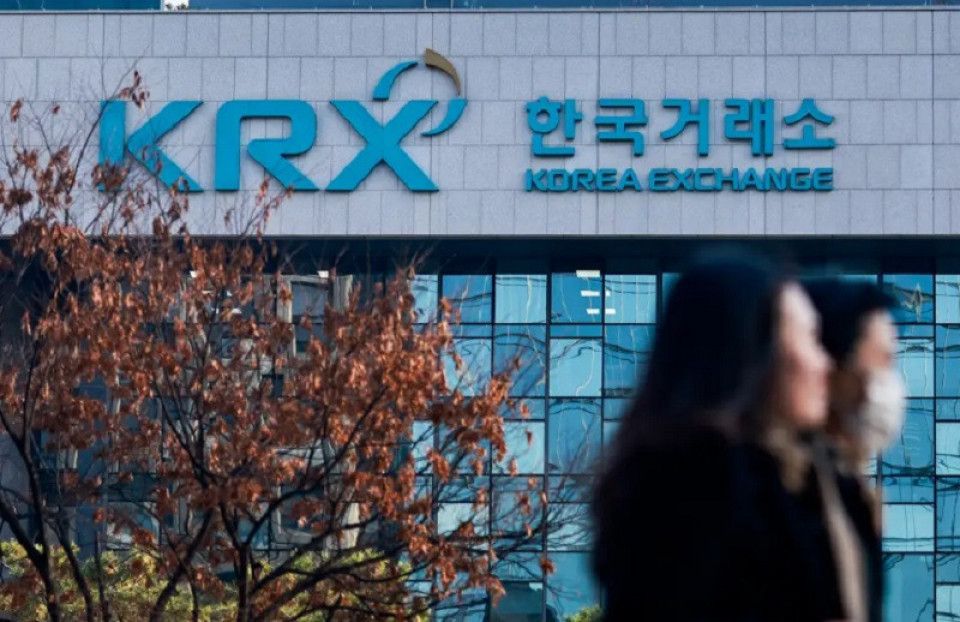 दक्षिण कोरियाको सेयर बजारमा ठूलो गिरावट, अन्य एशियाली बजार समेत समेत खस्कियो