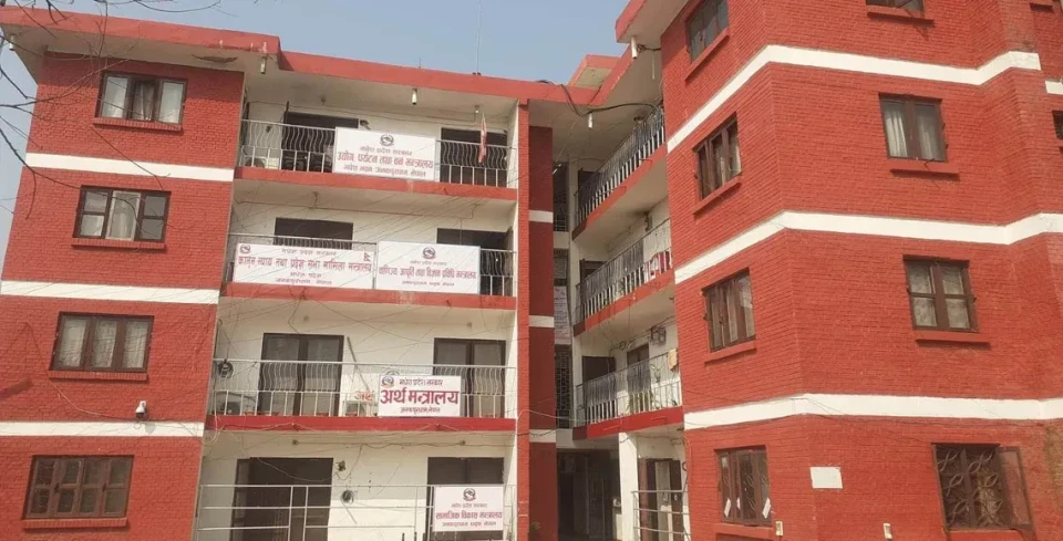 मधेश प्रदेशमा सरकारी कर्मचारीको तलब १० प्रतिशतले बढ्यो, थप १० प्रतिशत प्रोत्साहन भत्ता