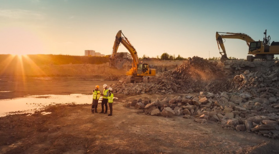 विश्वभरका धातु उत्खननकर्ताले एकै वर्षमा कमाए ७०० बिलियन डलर नाफा