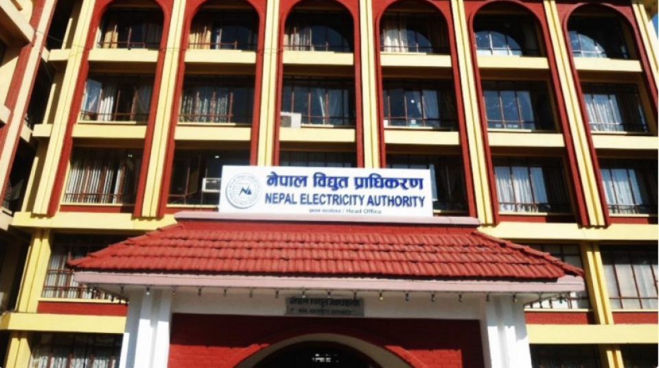 उद्योगीको तिहारमै अन्धकार ! प्राधिकरणले काट्न थाल्यो ठूला उद्योगका लाइन