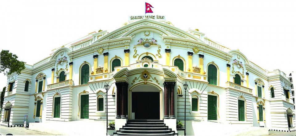 नेपालमा कति परिणामसम्म विदेशी मुद्रा भित्र्याउन र बाहिर लैजान पाइन्छ ?