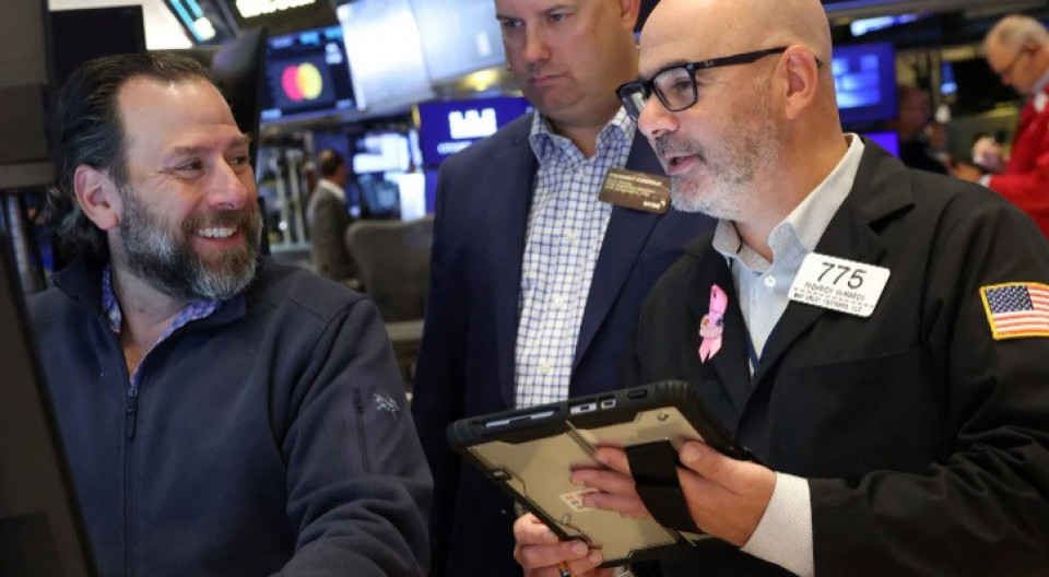 अमेरिकी सेयरबजारले बनायो नयाँ रेकर्ड