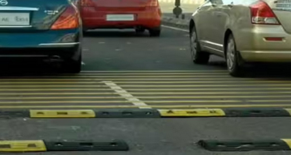 अव्यवस्थित स्पीड ब्रेकरले सवारी साधनमा पार्न सक्छन् यस्ता नोक्सानी