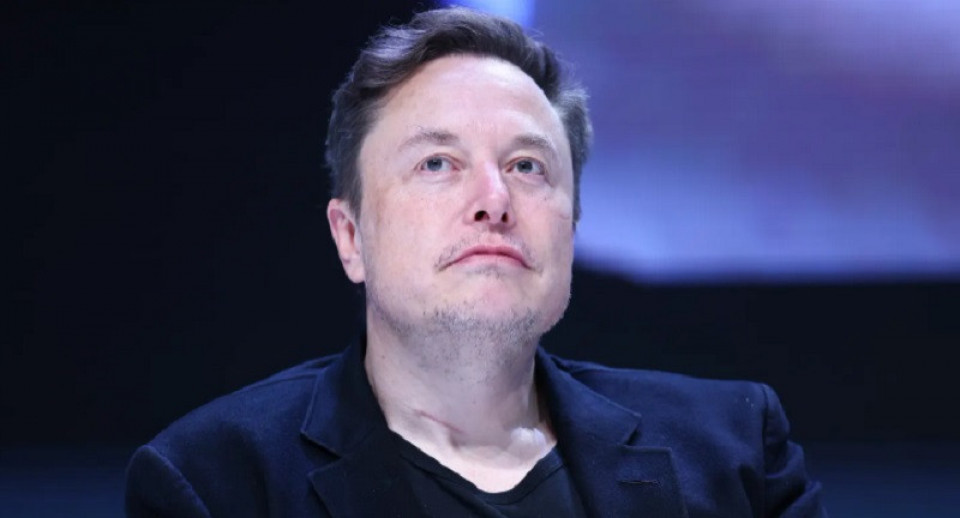 लगातार दुई त्रैमासको गिरावटपश्चात बढ्यो टेस्लाको आम्दानी, तर किन घट्दैछ सेयरमूल्य ?