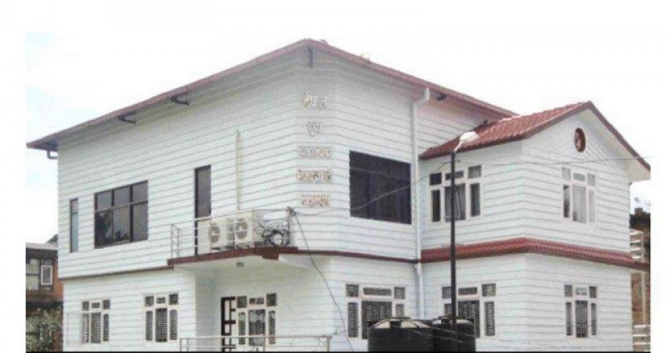 आन्दोलनको आगजनीले यातायात कार्यालय र सेवा ठप्प, व्यवसायीलाई सहजता दिन ट्रक महासंघको आग्रह