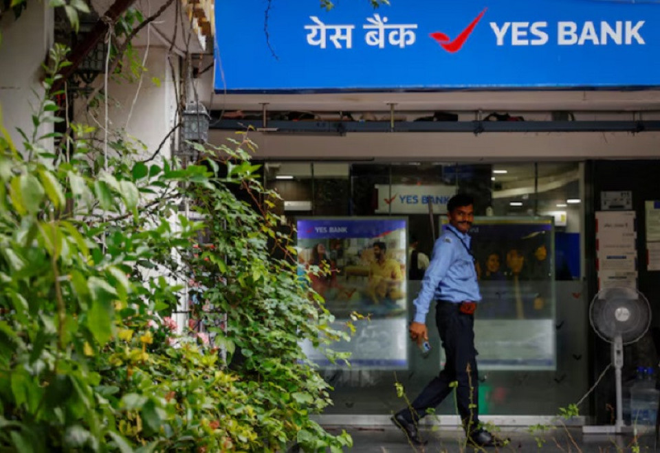 एस बैंकलाई २०% स्वामित्व बिक्री गर्दै एसबीआई बैंक, जापानी कम्पनी एसएमबीसी ५१% हिस्सा खरिद गर्न तयार